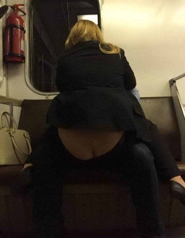 What Is Going On Here? (57 pics)
