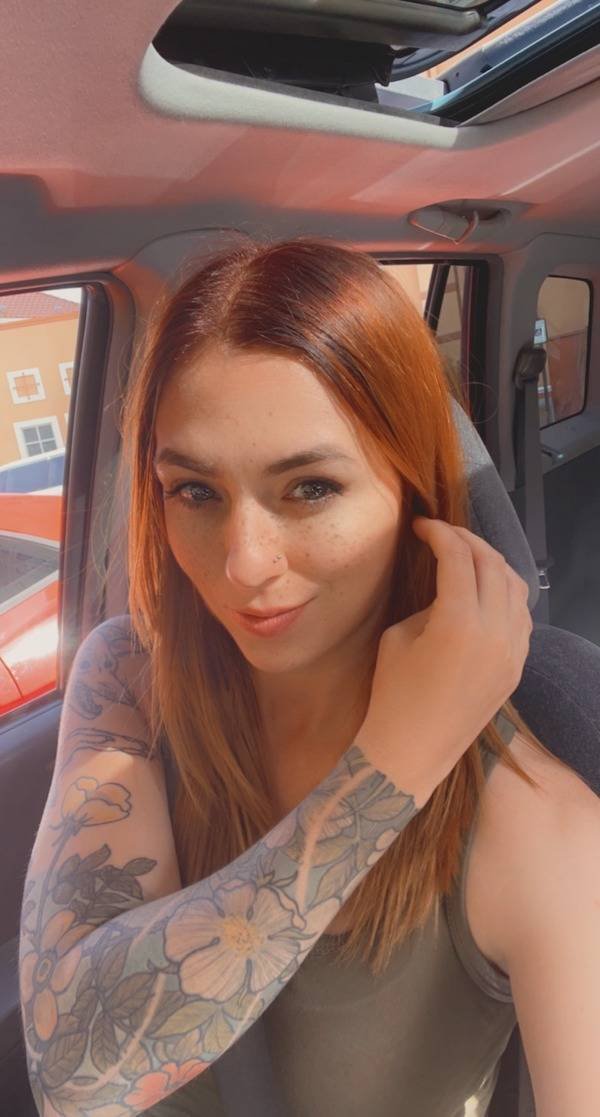 Redhead Girls (52 pics)