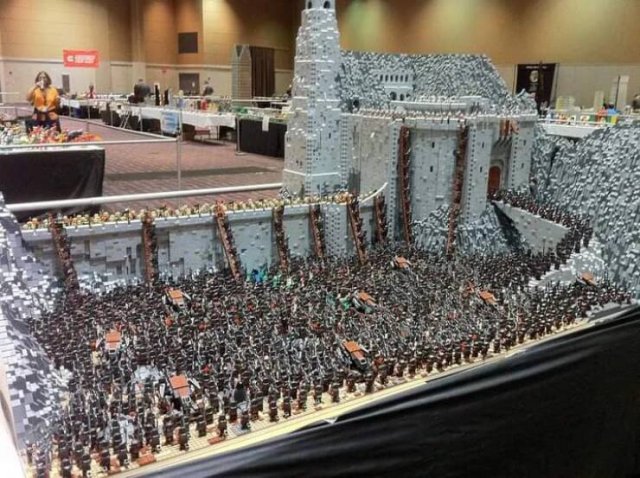 Cool ''LEGO'' Constructions (26 pics)