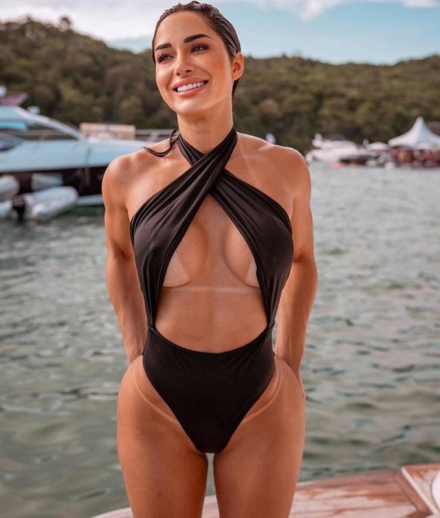Girls With Tan Lines (48 pics)