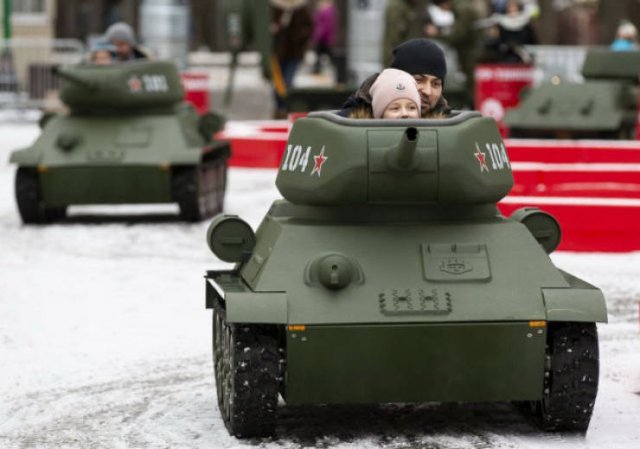 Strange Photos From Russia (40 pics)