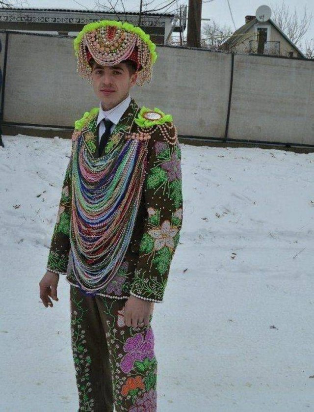 What Is Going On Here? (50 pics)