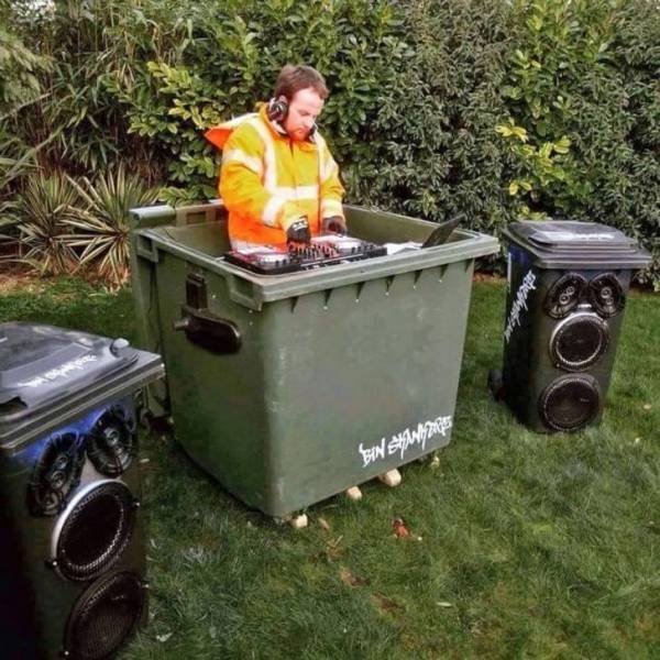Strange Finds And Situations (55 pics)
