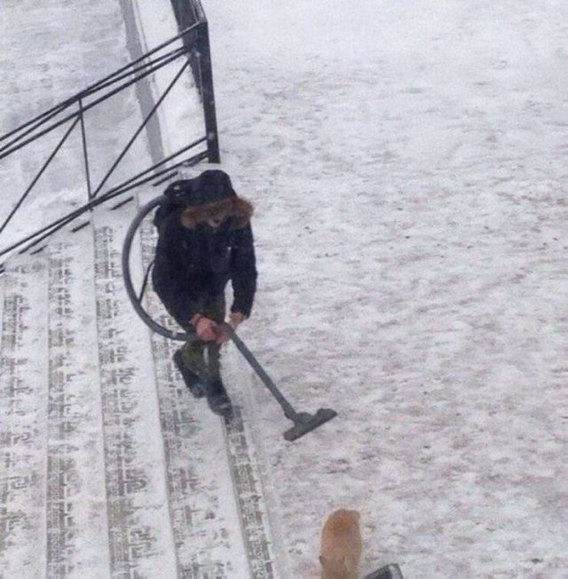 What Is Going On Here? (50 pics)