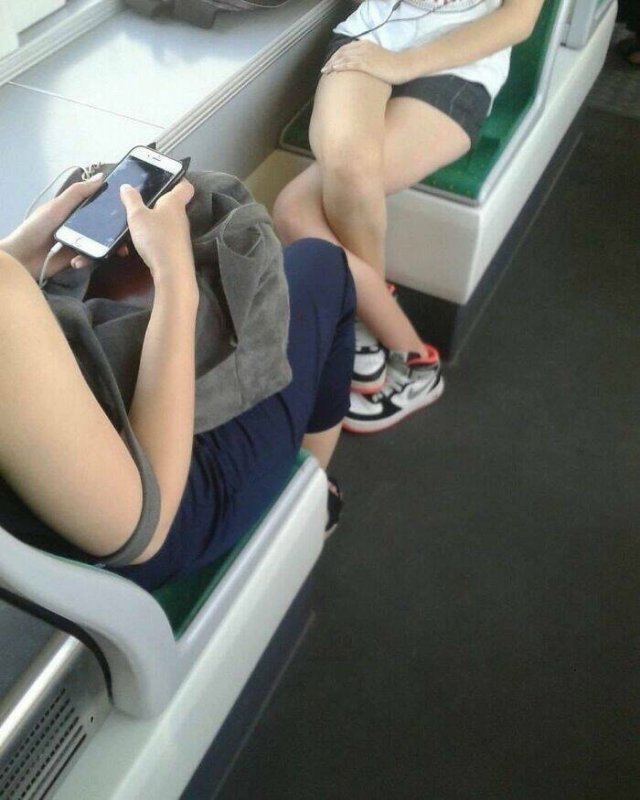Strange Photos From Around The World (43 pics)