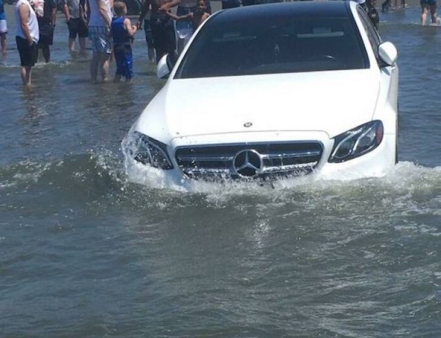 Bad Drivers (28 pics)