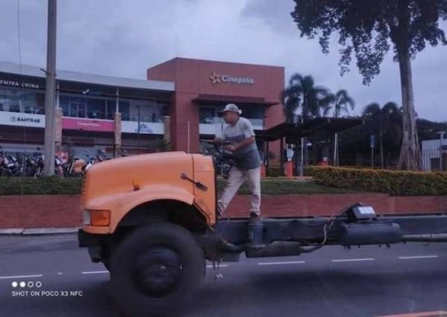 Crazy Cars (53 pics)