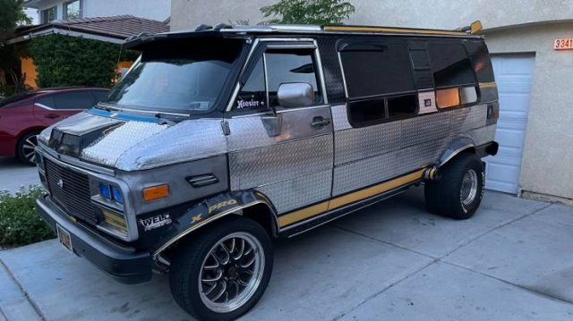 Crazy Cars (53 pics)