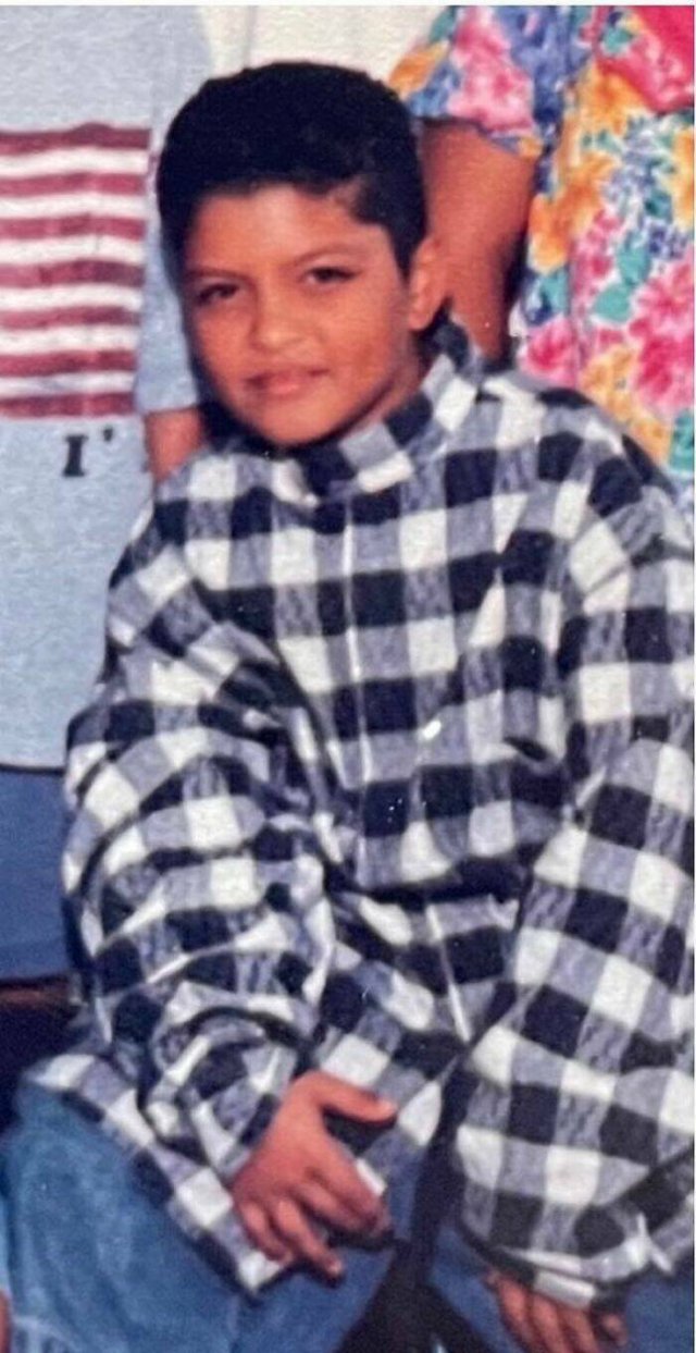 Rare Photos Of Celebrities In Their Childhood (34 pics) Rare Photos Of Celebrities In Their Childhood (34 pics)