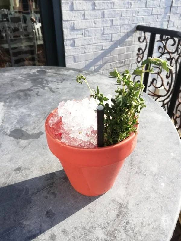 Ridiculous Cocktails Serving (29 pics)