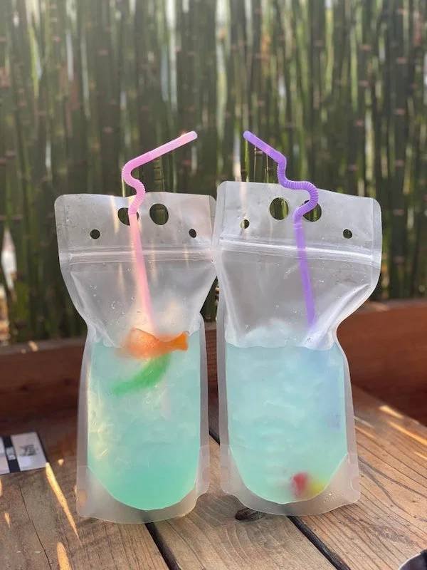 Ridiculous Cocktails Serving (29 pics)