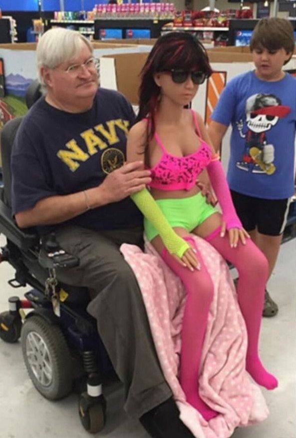 What Is Going On Here? (52 pics)
