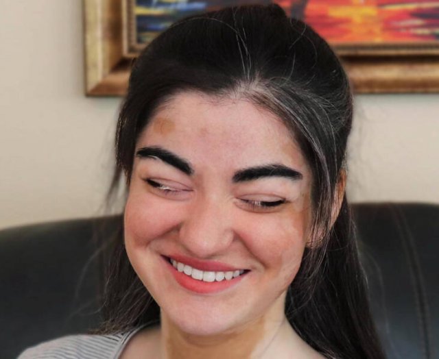 People With Extraordinary Features (17 pics) People With Extraordinary Features (17 pics)