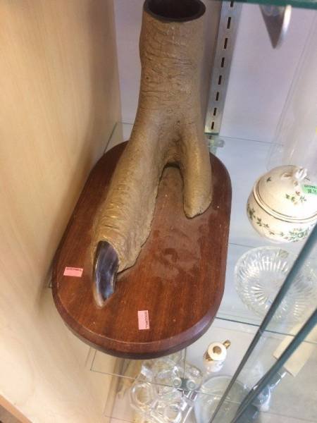 Unusual Finds In Thrift Shops (52 pics)