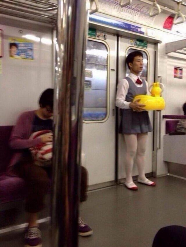 What Is Going On Here? (54 pics)