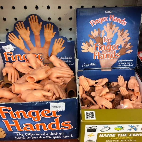 What Is Going On Here? (54 pics)