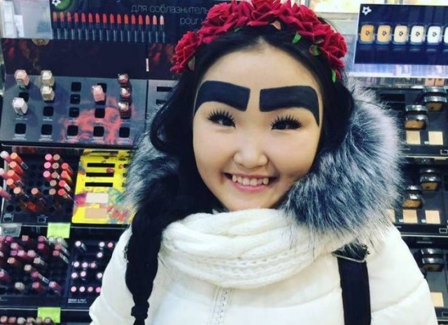 What Is Going On Here? (54 pics)