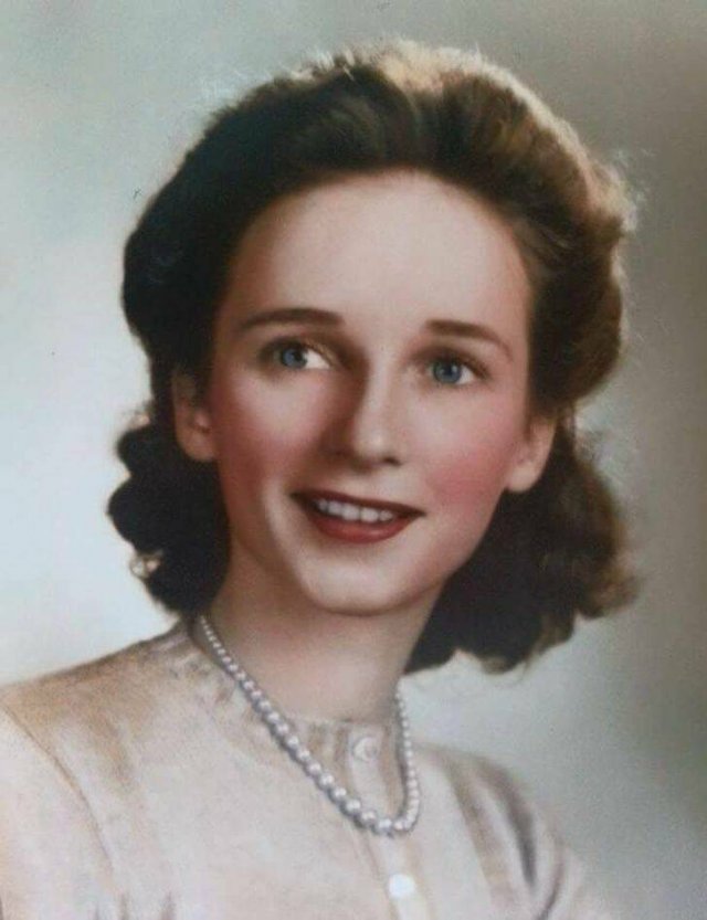 Beautiful Photos Of People From The Past (19 pics) Beautiful Photos Of People From The Past (19 pics)