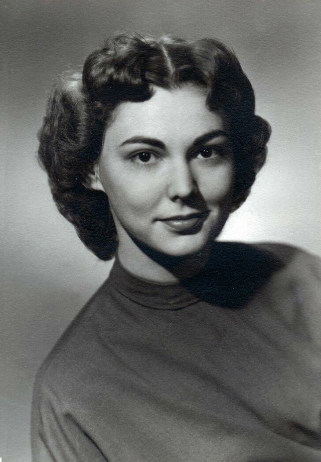 Beautiful Photos Of People From The Past (19 pics) Beautiful Photos Of People From The Past (19 pics)