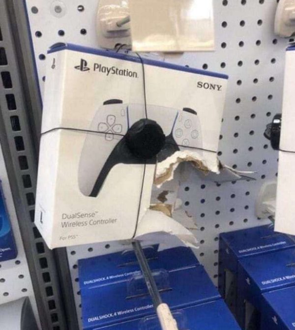 What Is Going On Here? (25 pics)