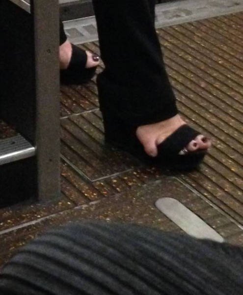 Odd Situations (46 pics)