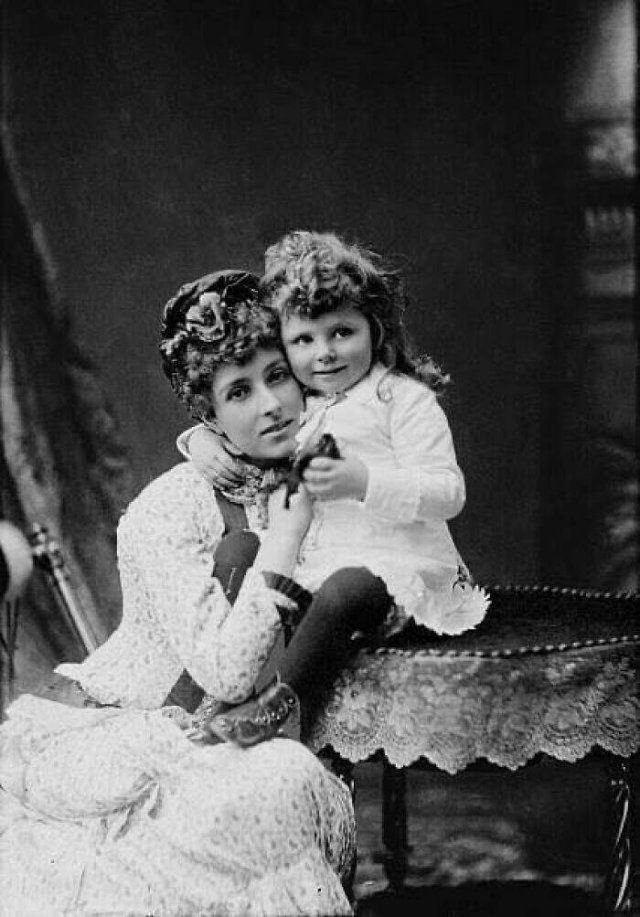 Interesting Historical Photos 19 Pics 