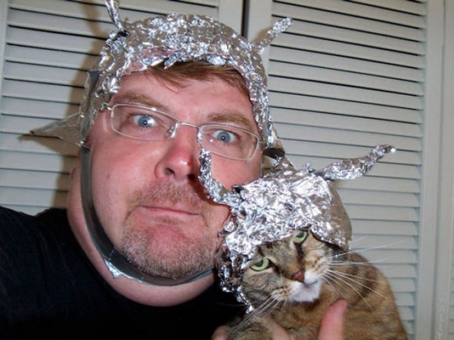 They Are Under Protection (21 pics)