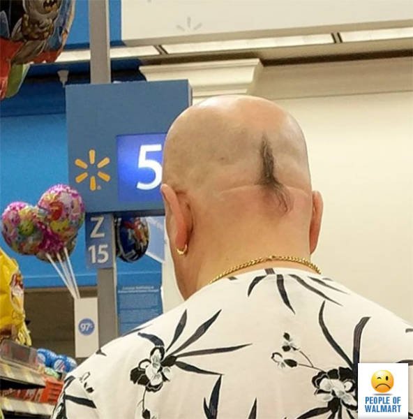 Weird People In Stores (48 pics)