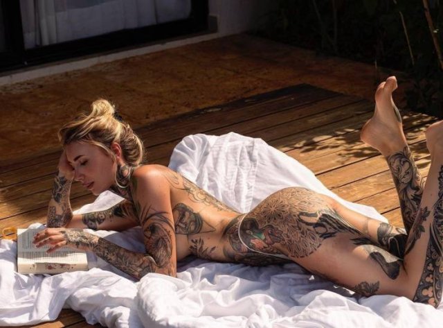 Tattooed Girls (45 pics)
