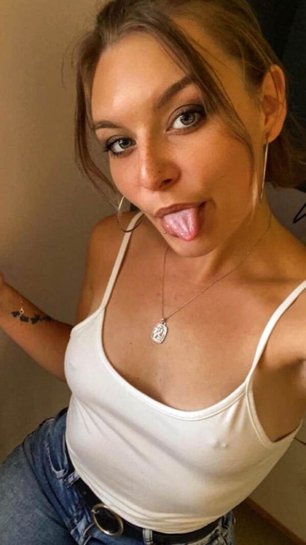 Cute Girls (25 pics)