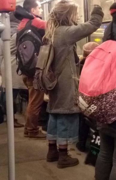 Odd People In The Subway (38 pics)