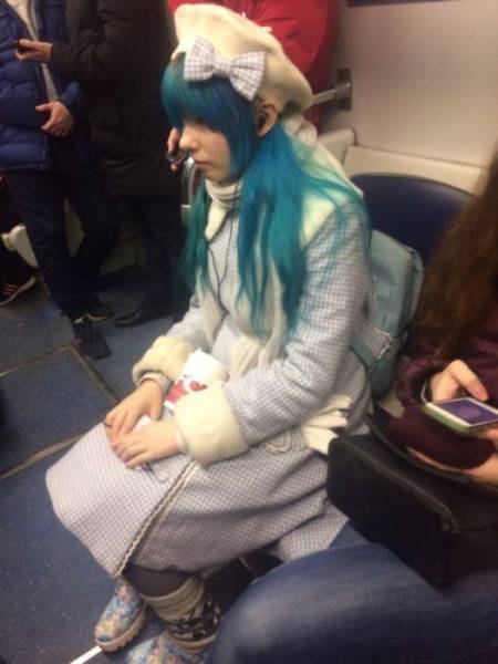 Odd People In The Subway (38 pics)