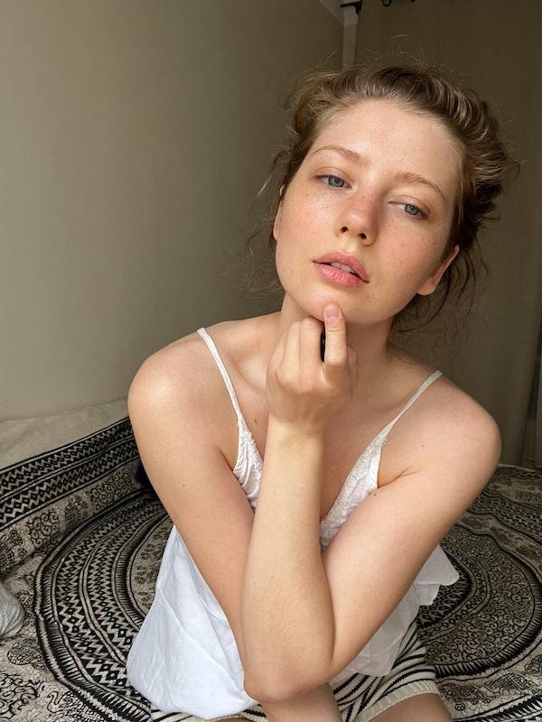 Girls With Freckles (32 pics)