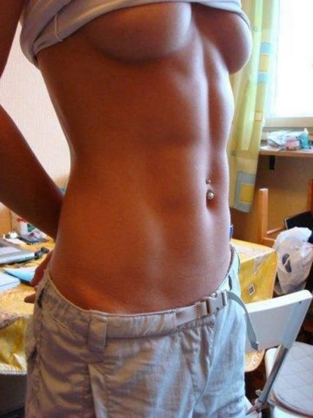 Hot Girls (46 pics)