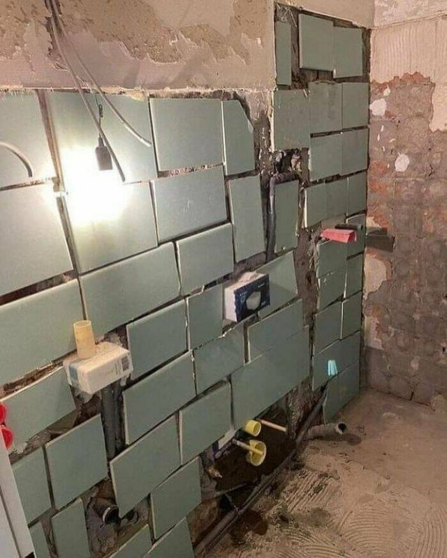 Bad Days Happen (24 pics)