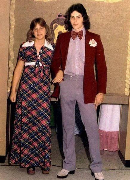 Awkward Prom Photos (25 pics)