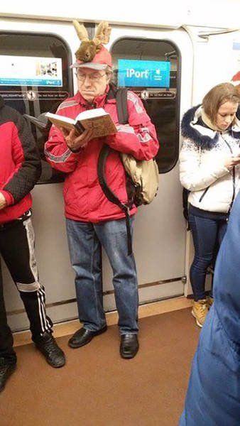 Odd People In The Subway (51 pics)