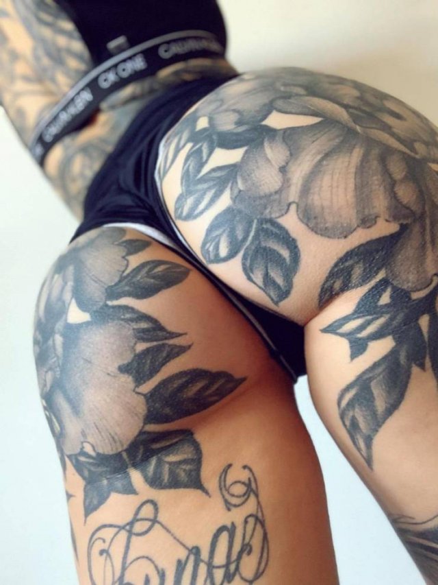 Tattooed Girls (44 pics)