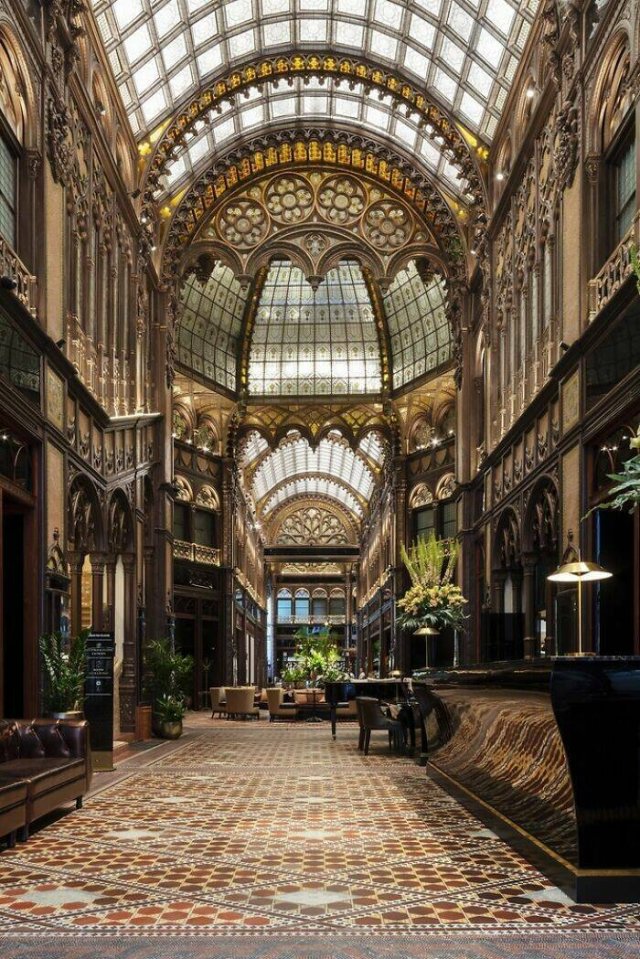 Masterpieces of Architecture (15 pics)