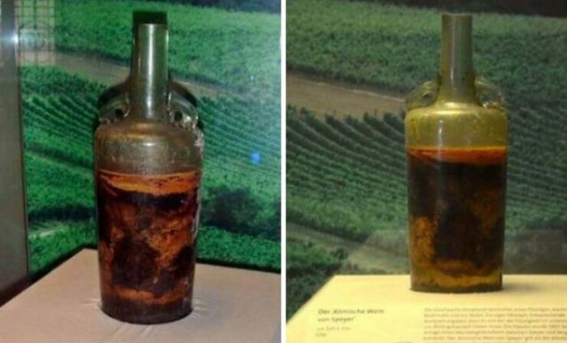 Unique Artifacts From The Past (25 pics)