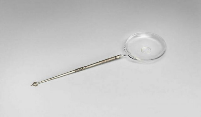 Unique Artifacts From The Past (25 pics)