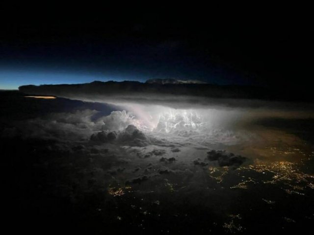 Amazing Photos From Around The World (23 pics)