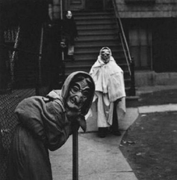 Creepy Photos (35 pics)