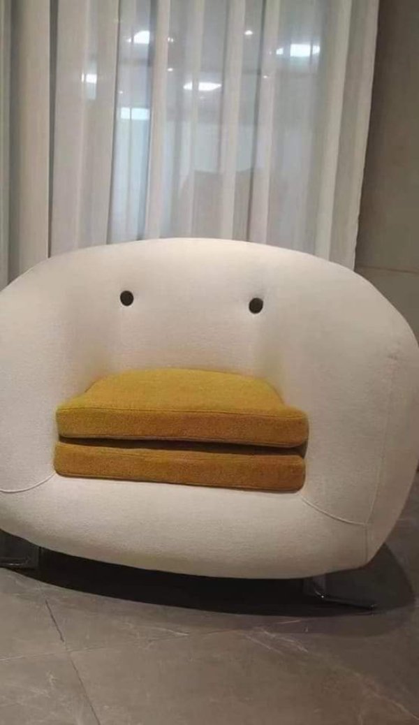 What Is Going On Here? (28 pics)