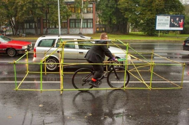 Unexpected Finds On The Road (25 pics)