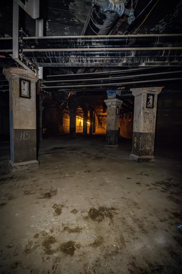 Amazing Abandoned Places (20 pics) Amazing Abandoned Places (20 pics)