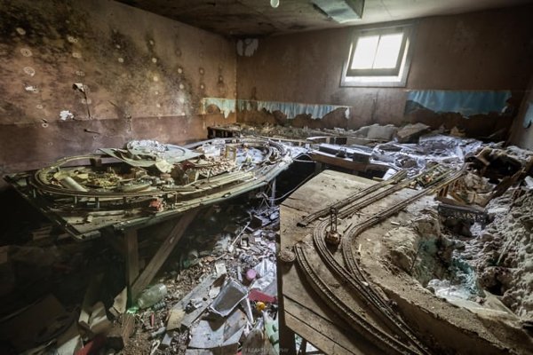 Amazing Abandoned Places (20 pics) Amazing Abandoned Places (20 pics)