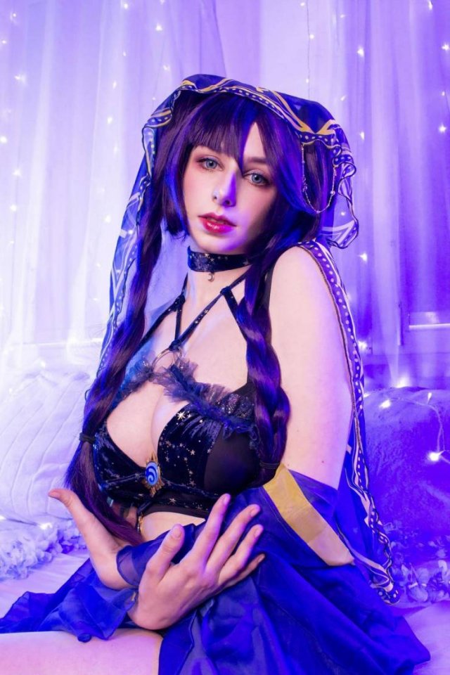 Cosplay Girls (33 pics)