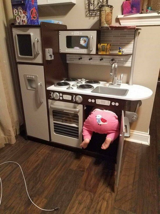 Fun Life With Kids (23 pics) Fun Life With Kids (23 pics)