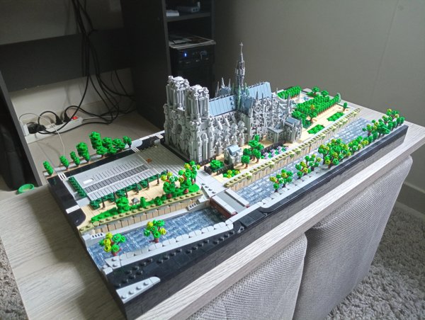 Amazing ''LEGO'' Constructions (27 pics)